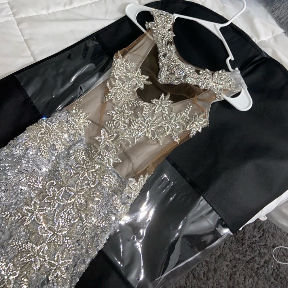 Prom Dress - Picture 3 of 5